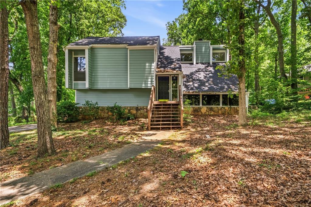 1951 Kinridge Rd., Marietta, GA 30062