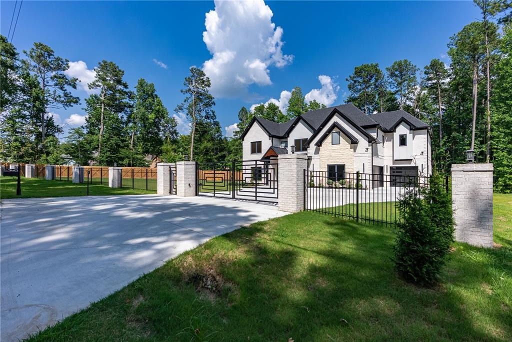 1613 Azalea Dr., Lawrenceville, GA 30043