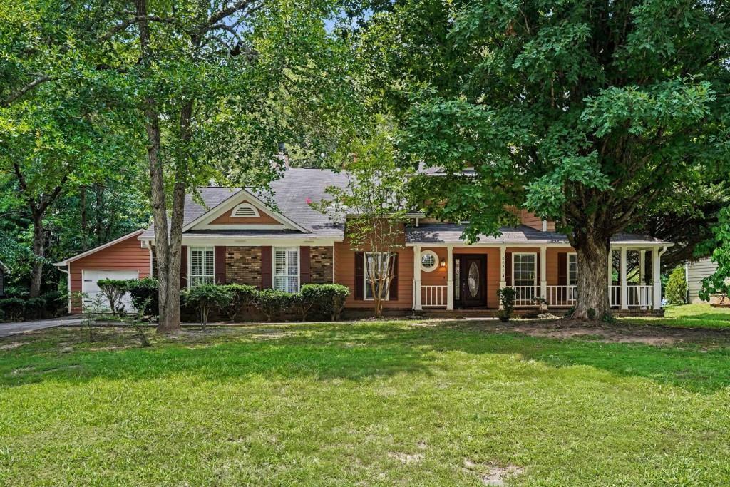 10035 Point View Dr., Jonesboro, GA 30238