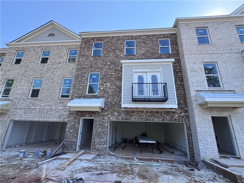 2737 Hallwood Ln., Suwanee, GA 30024