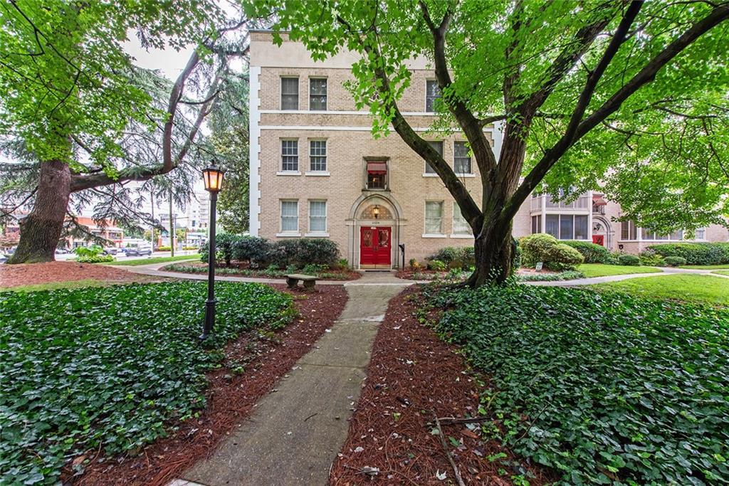 2222 Peachtree Rd. #A3, Atlanta, GA 30309