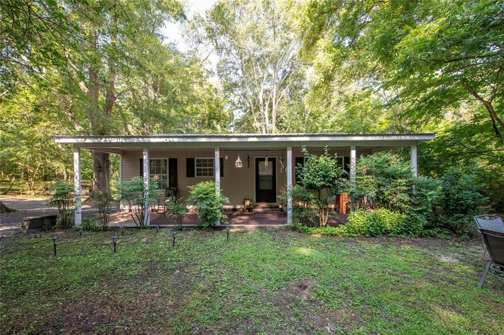 526 Susan Dr., Villa Rica, GA 30180