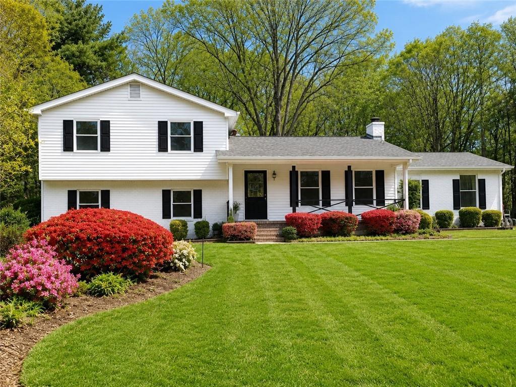 3418 Johnson Dr, Snellville, GA 30039
