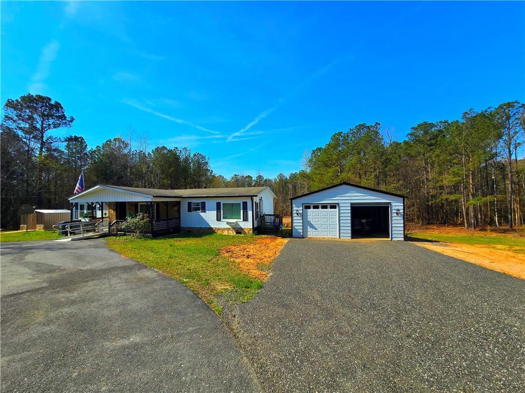 2001 Rocky Creek Rd., Mansfield, GA 30055