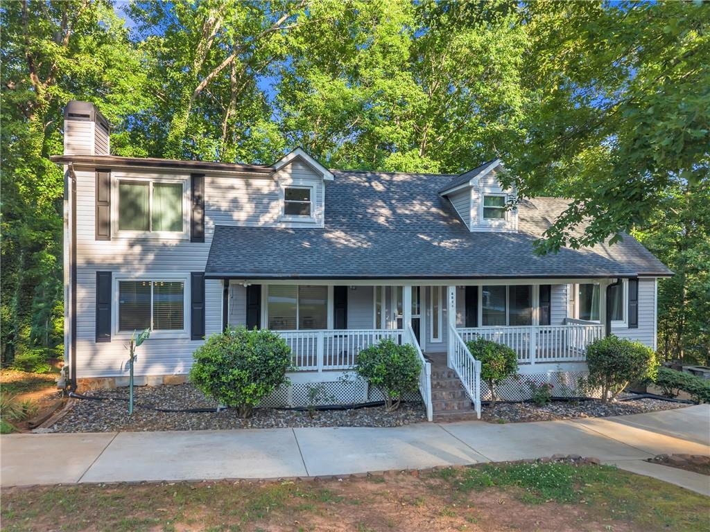 8804 Willow Creek Ct., Douglasville, GA 30135