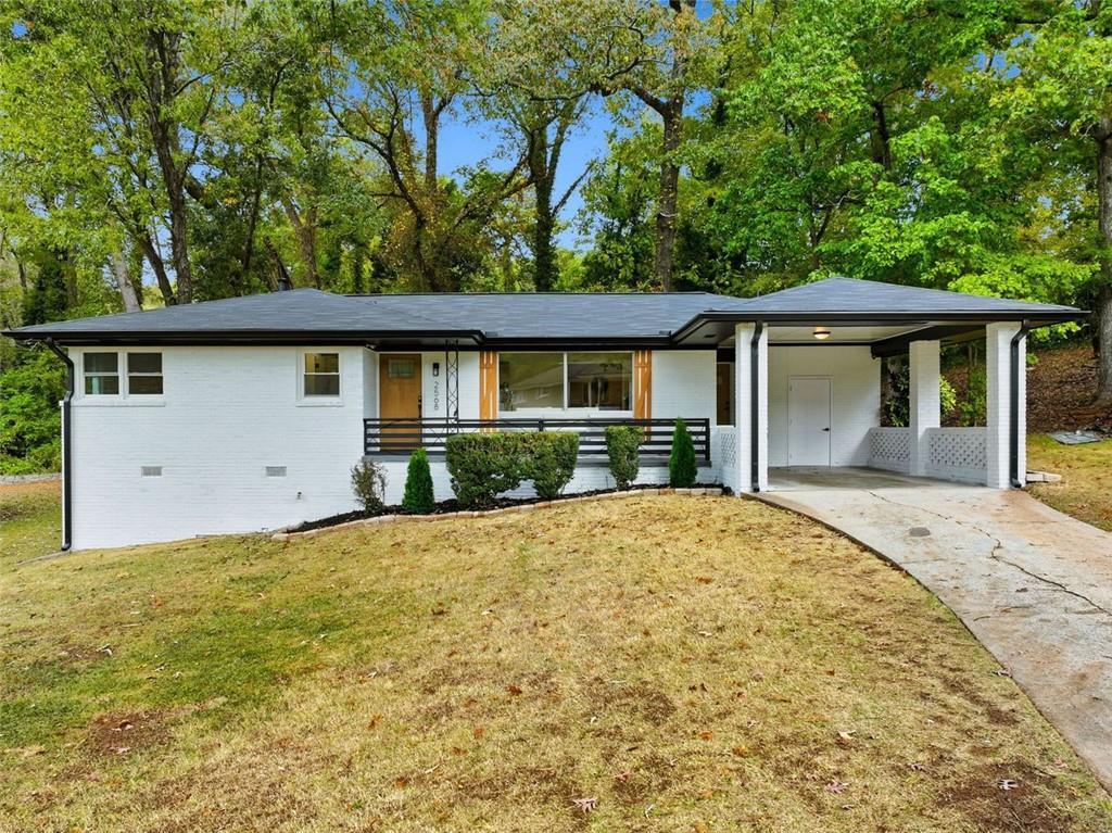2568 Fontaine Cir., Decatur, GA 30032