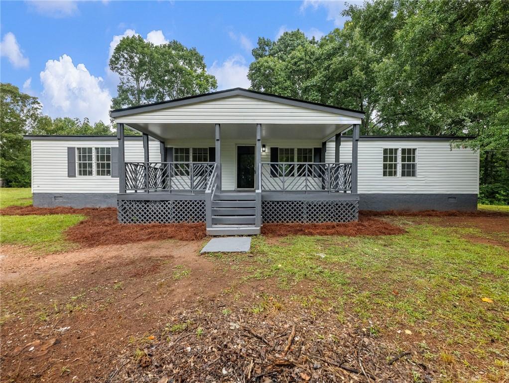 1114 Neal Rd., Commerce, GA 30530