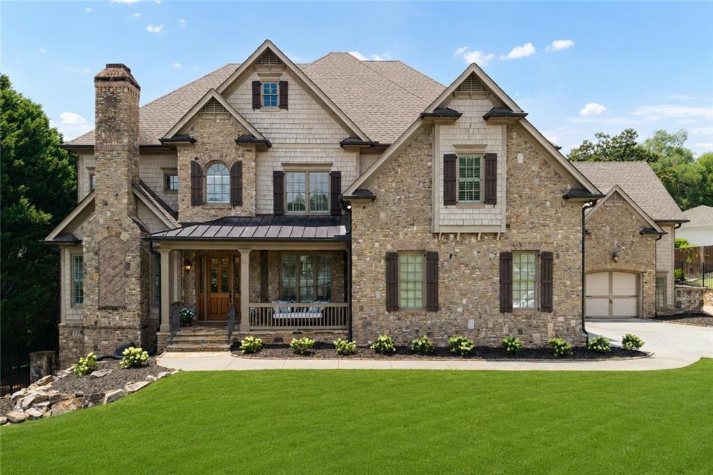 1084 West Nancy Creek Dr., Atlanta, GA 30319