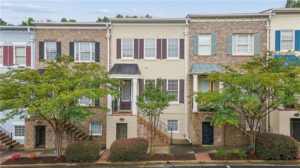 997 Pearl Point, Sandy Springs, GA 30328