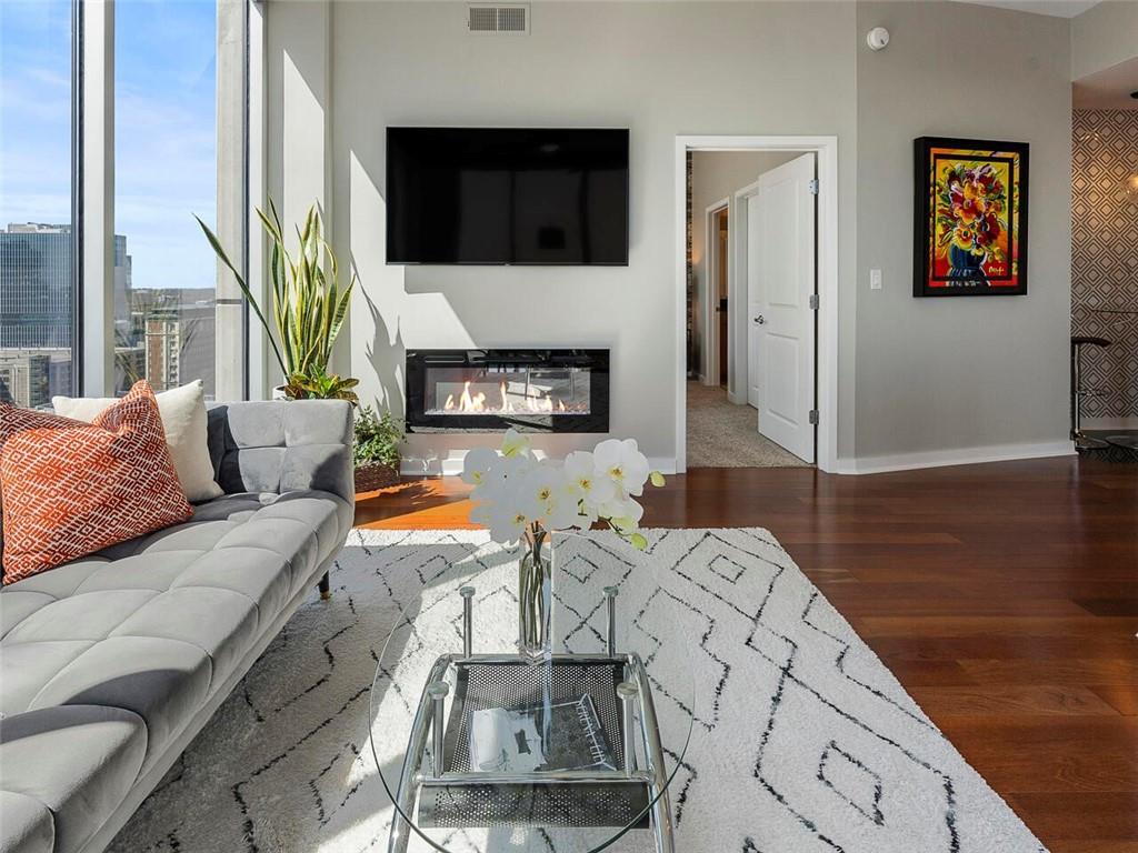 855 Peachtree St. #1513, Atlanta, GA 30308