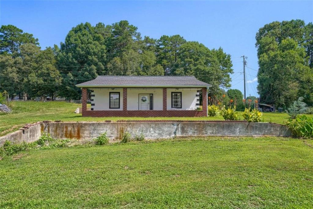 5765 Crow Dr., Cumming, GA 30041