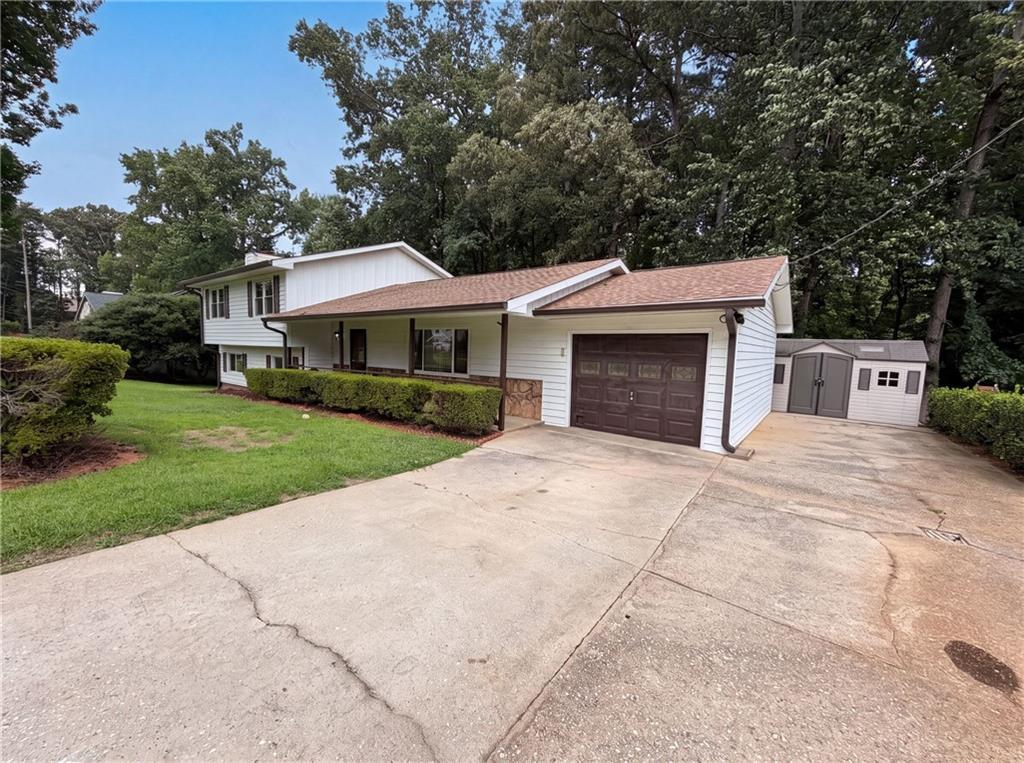 4378 Shady Dr., Lilburn, GA 30047