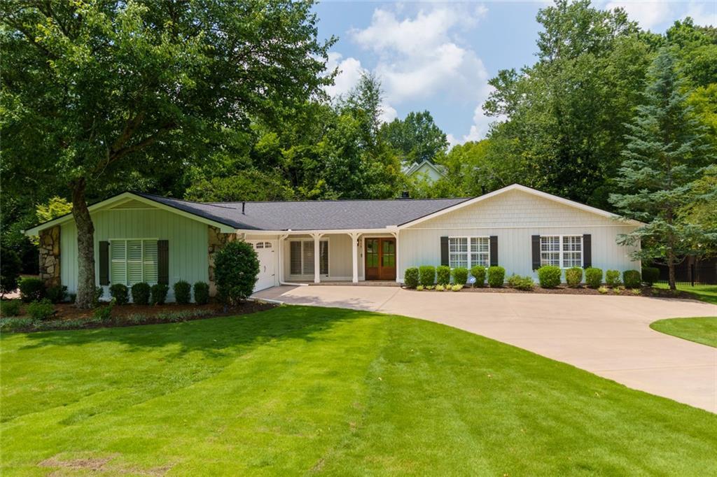 815 Fairfield Dr., Marietta, GA 30068