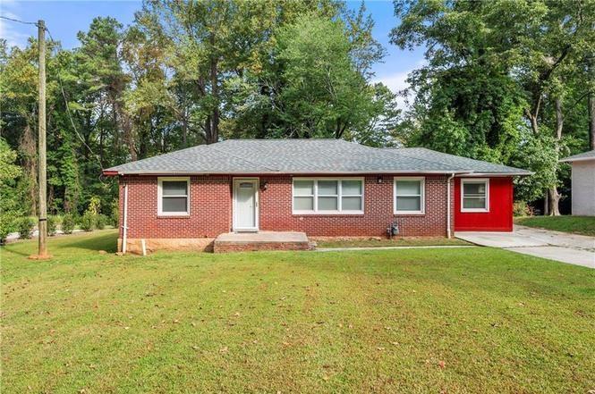 2229 Beecher Cir., Atlanta, GA 30311