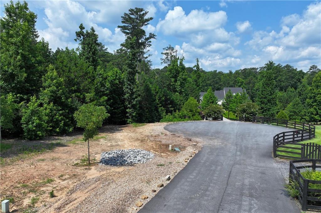103 Branch Dr., Woodstock, GA 30188