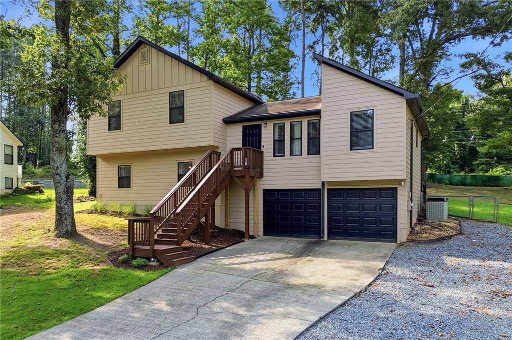 4032 Maxanne Dr., Kennesaw, GA 30144