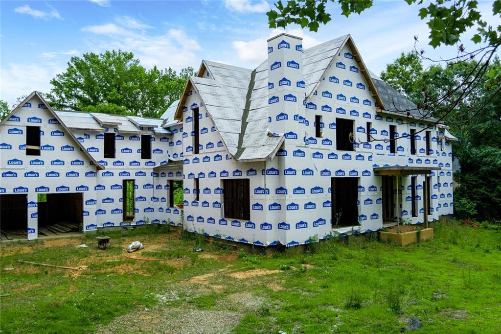 4957 Peachtree Dunwoody Rd., Sandy Springs, GA 30342