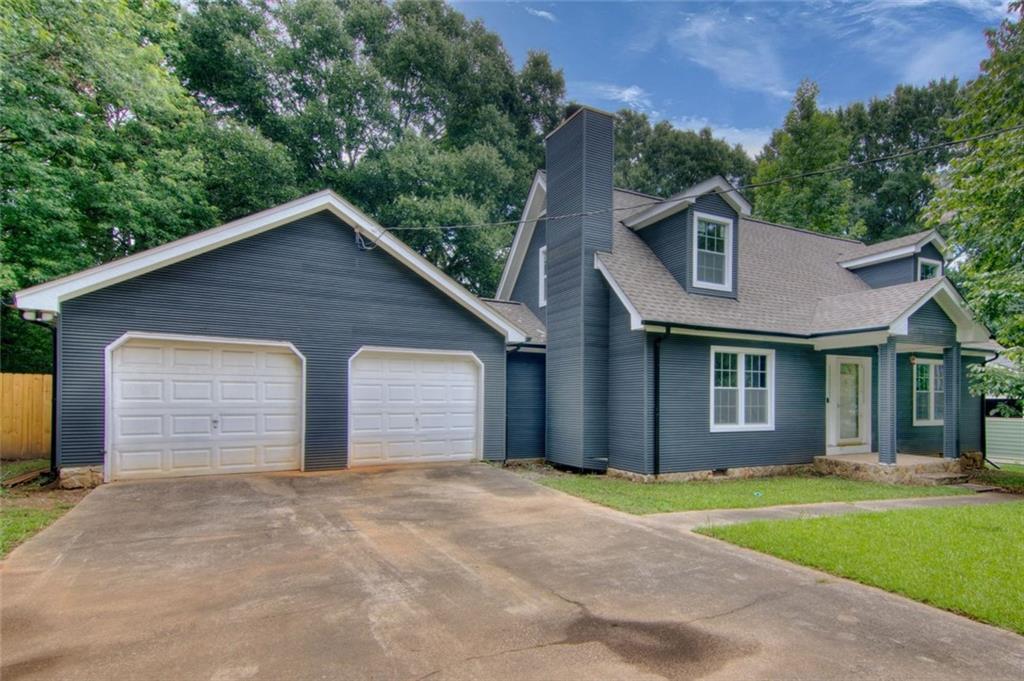 18 Regal Way, Lawrenceville, GA 30044