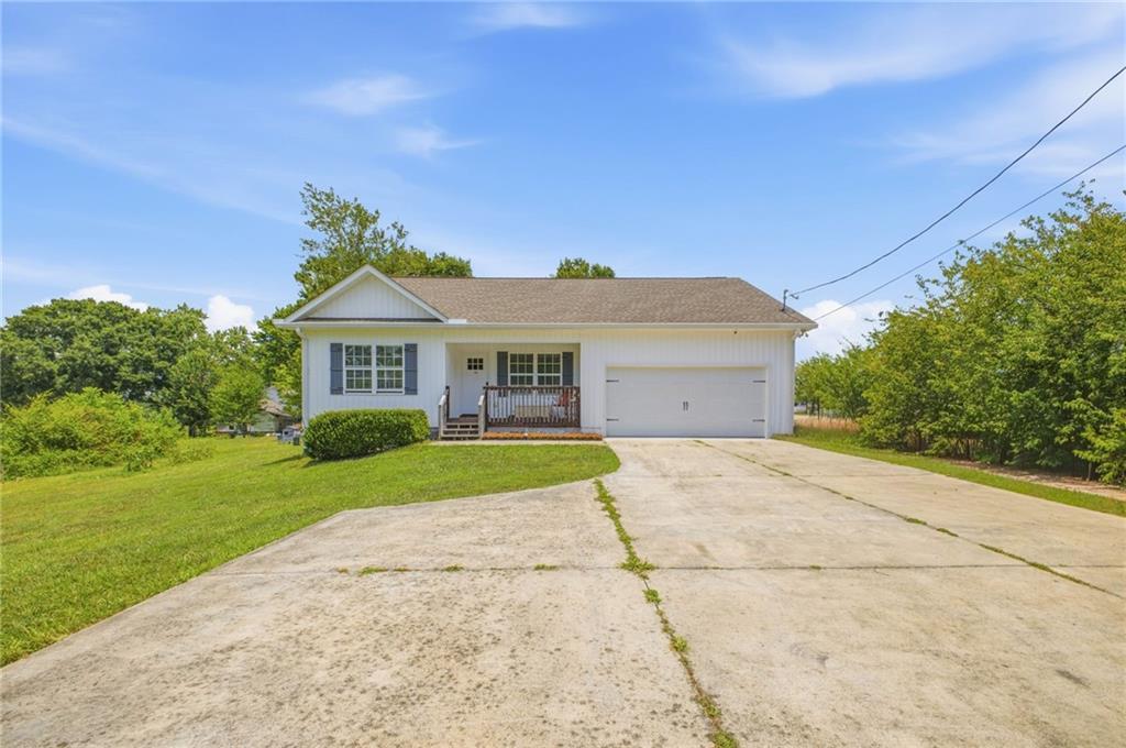 130 Whipporwill Ln., Calhoun, GA 30701