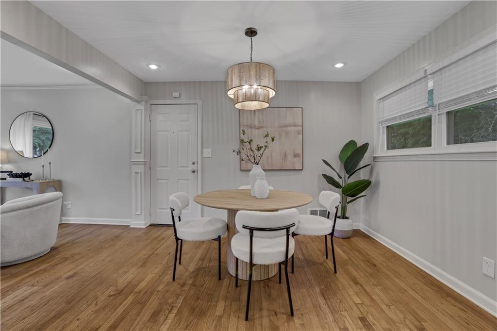 2982 Valley Ridge Dr., Decatur, GA 30032