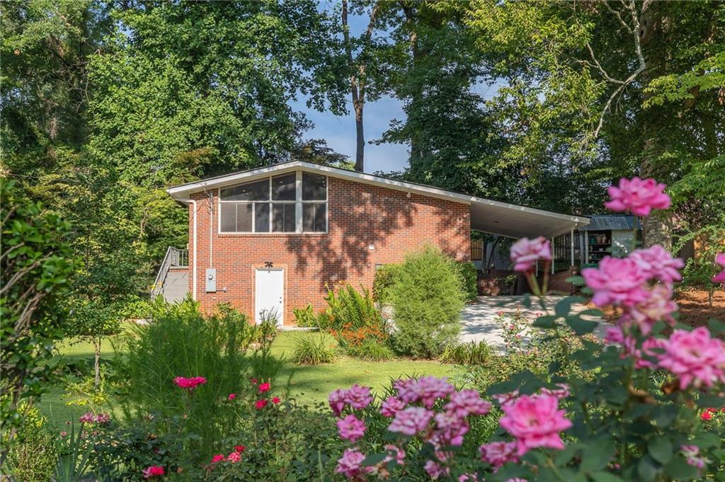 2988 Vine Cir., Decatur, GA 30033