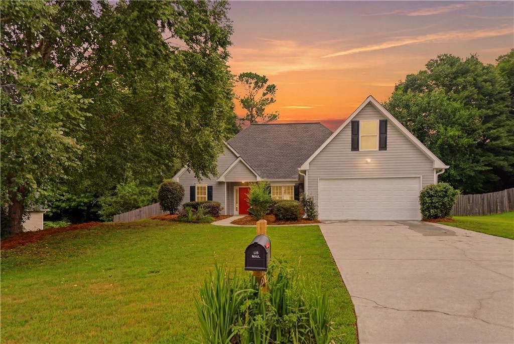 2500 Huntington Dr., Loganville, GA 30052