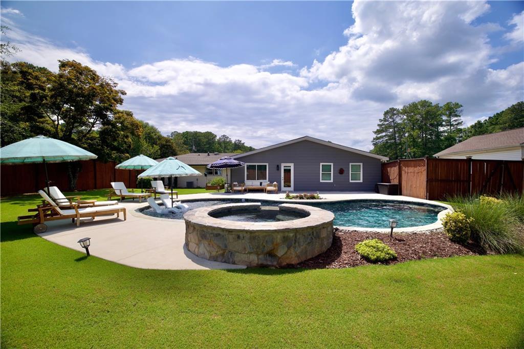 47 Rhodes Dr., Marietta, GA 30068