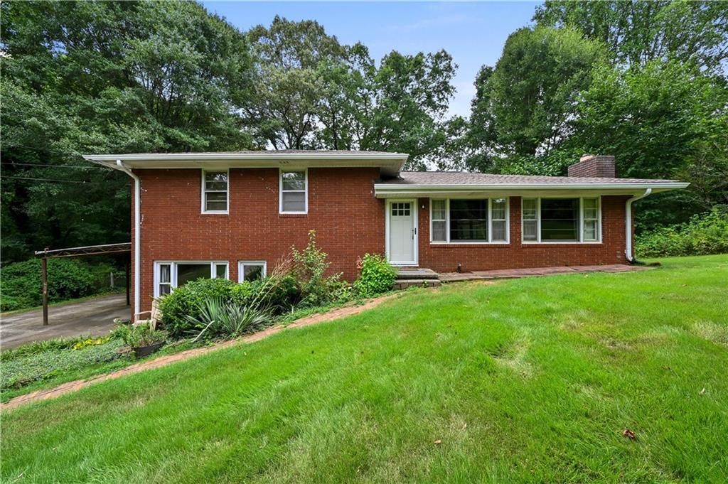 1847 Posten Ln., Mableton, GA 30126