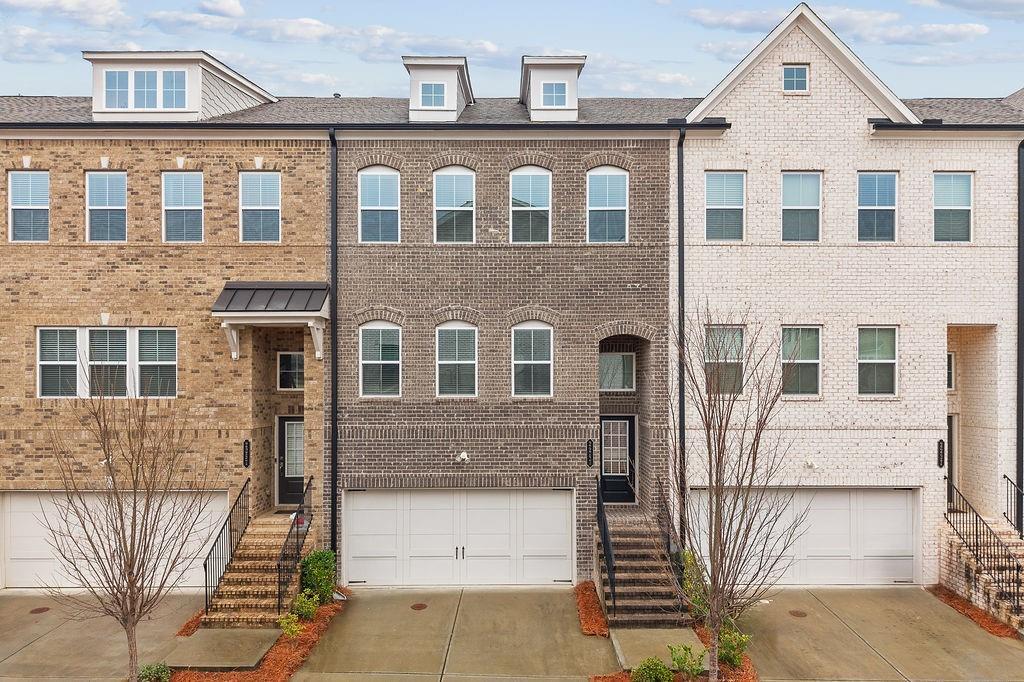 2247 Pink Hawthorn Dr, Buford, GA 30518