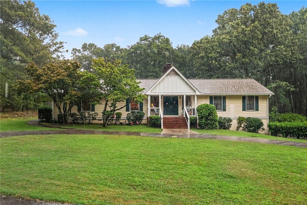 5256 Alexanders Lake Rd., Stockbridge, GA 30281