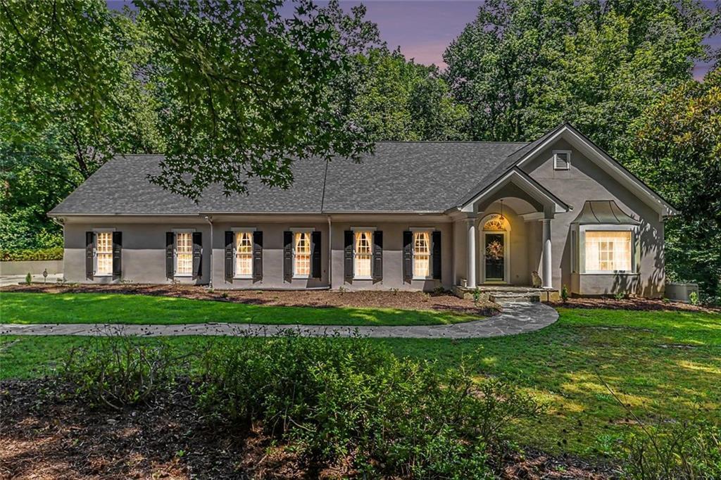 3040 Spalding Dr., Atlanta, GA 30350