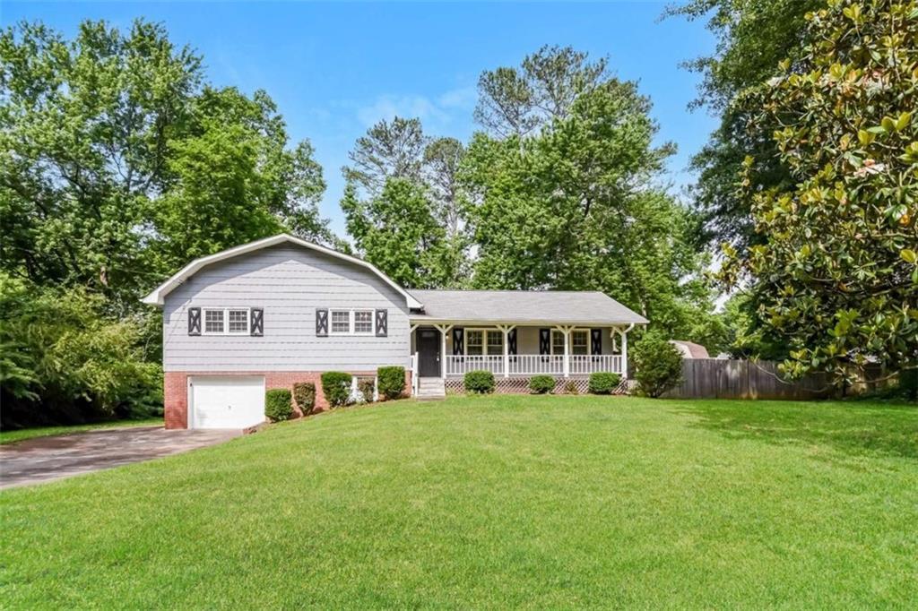 6581 Windsor Dr., Acworth, GA 30102