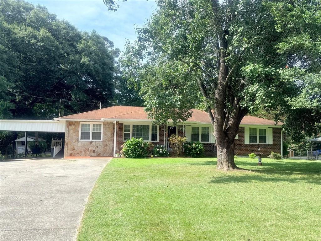3879 Sharon Dr., Powder Springs, GA 30127