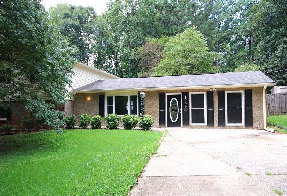 2933 E Howell Dr., Lawrenceville, GA 30044