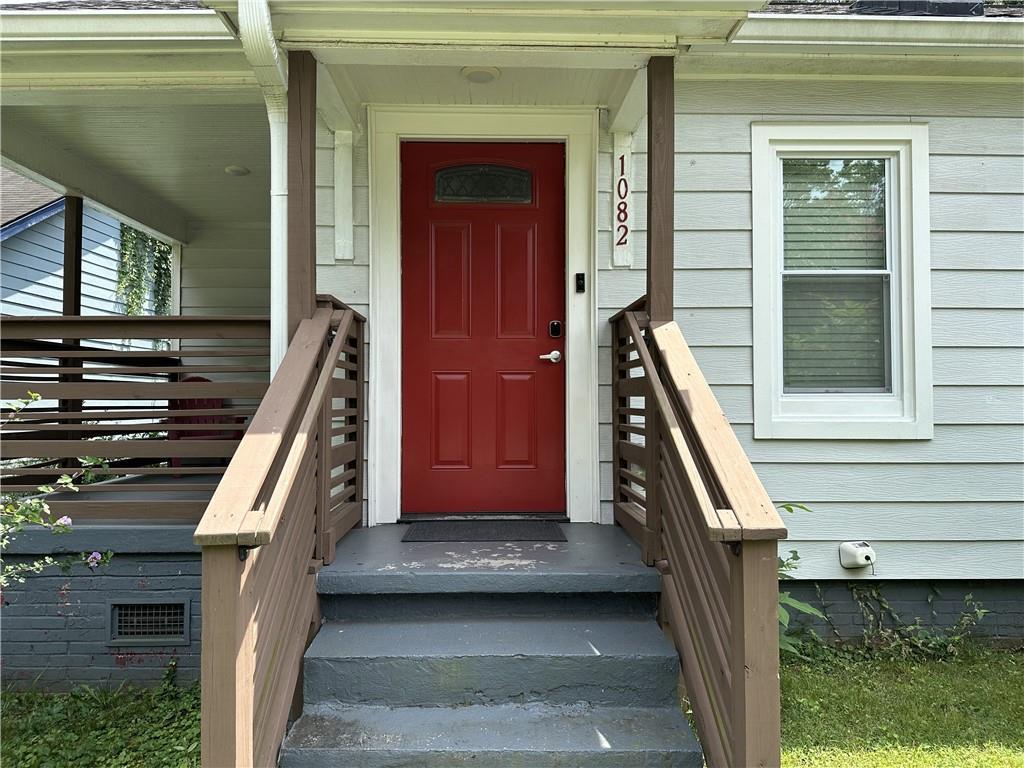 1082 Mayson Turner Rd., Atlanta, GA 30314
