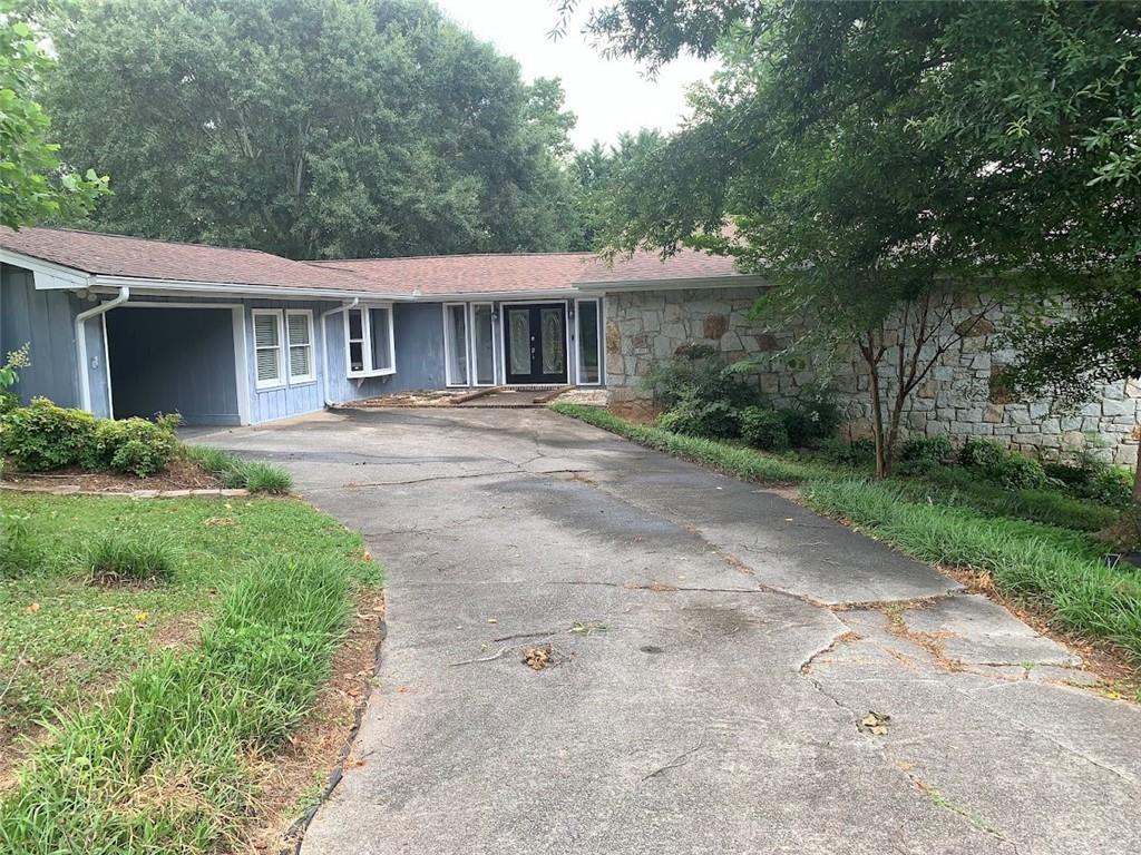 402 Emily Dr., Lilburn, GA 30047