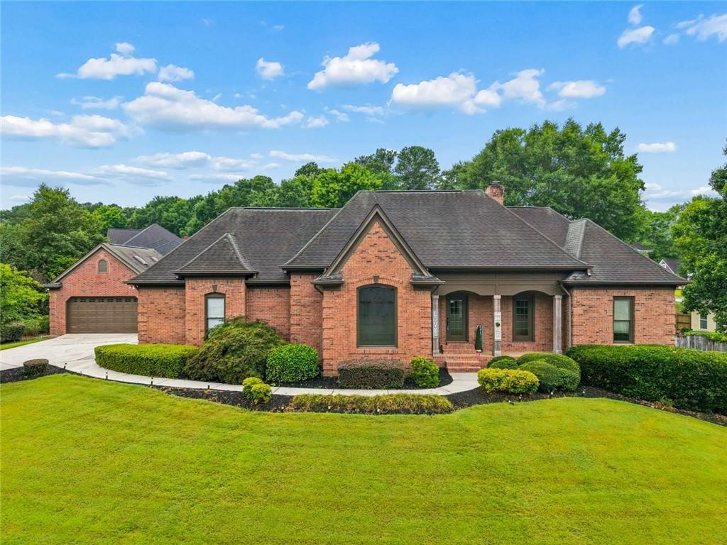 315 Savannah Pl., Loganville, GA 30052