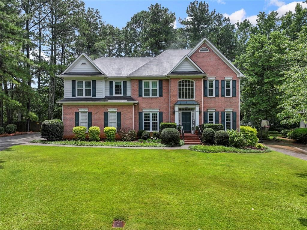 325 Trowbridge Ln., Lawrenceville, GA 30043