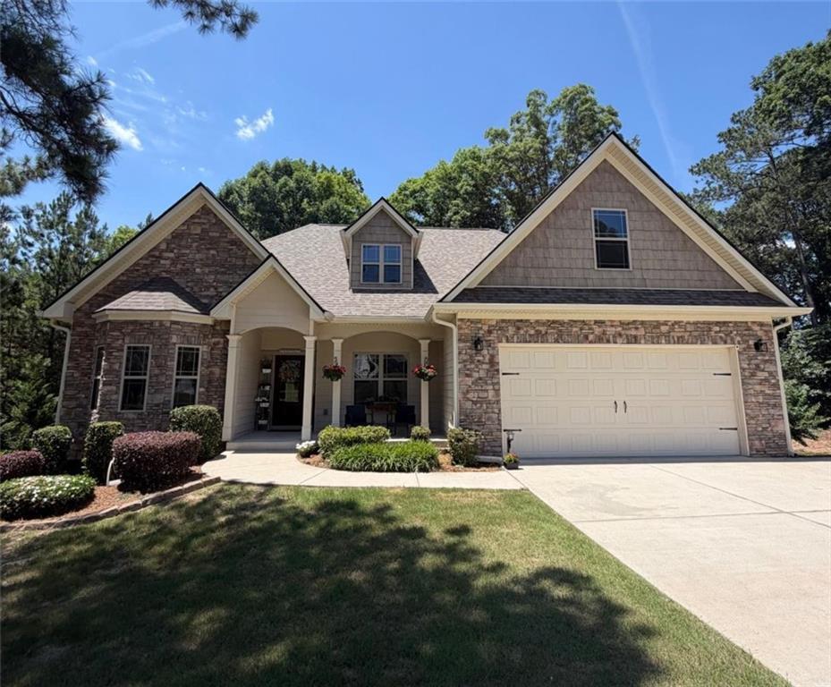 1020 Honey Ln., Loganville, GA 30052