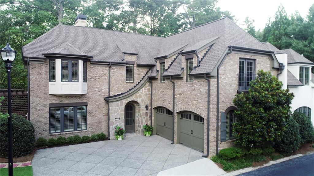 4584 Woodlawn Gates Ln., Marietta, GA 30068