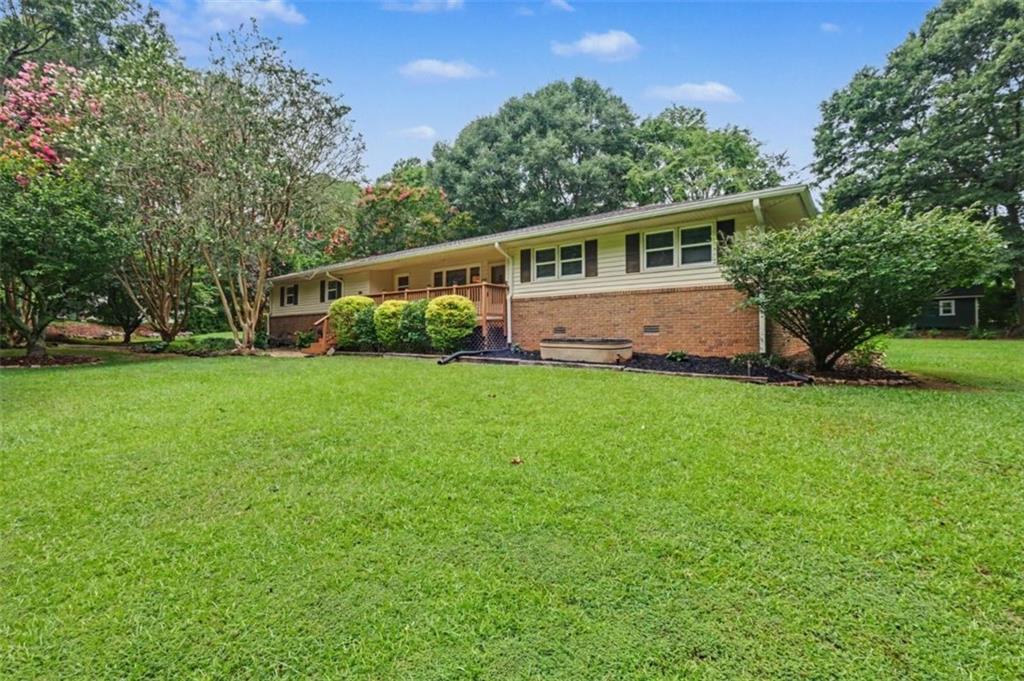 345 Hickory Hills Dr., Jefferson, GA 30549