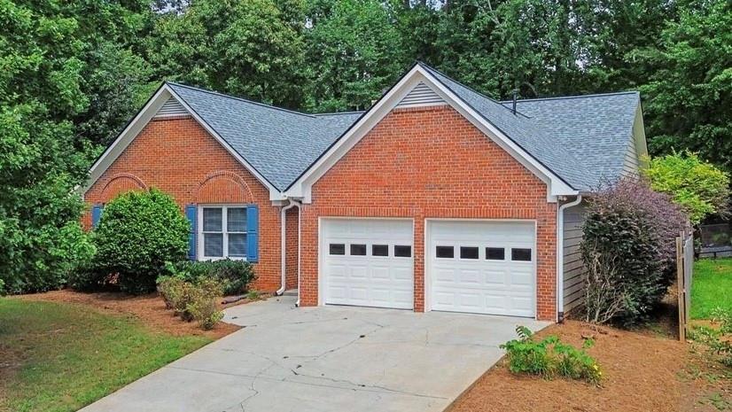 2813 Spotted Pony Tr., Acworth, GA 30101