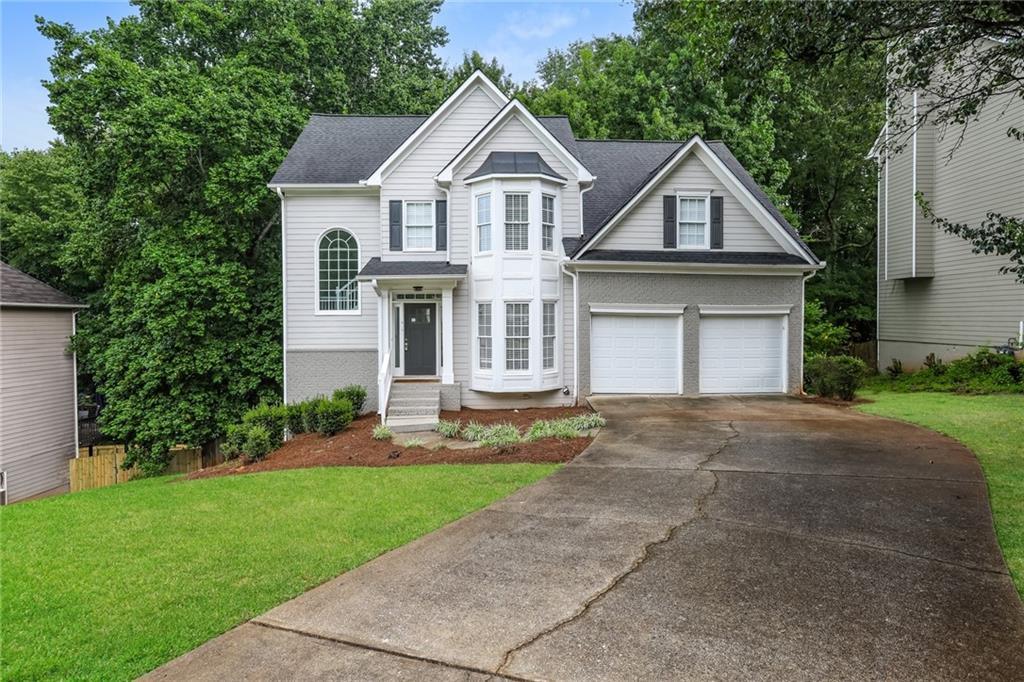 85 Valleyside Dr., Dallas, GA 30157