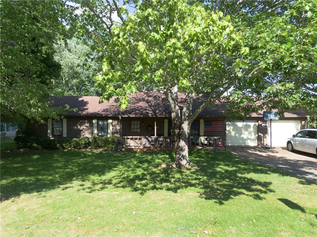2594 Morgan Lake Dr., Marietta, GA 30066