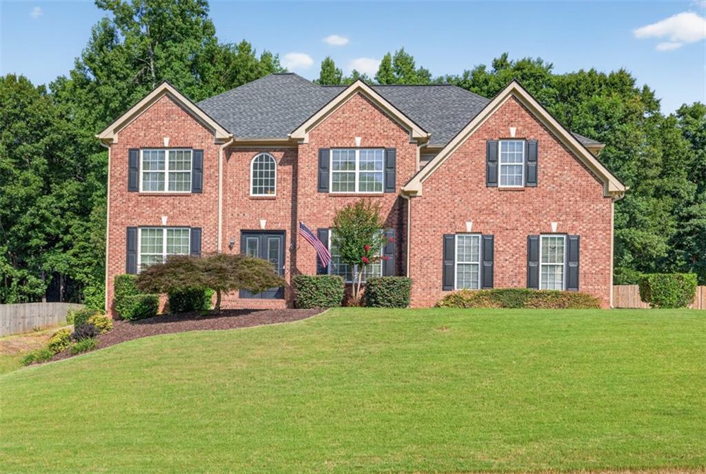 202 Prestwick Dr., Hoschton, GA 30548