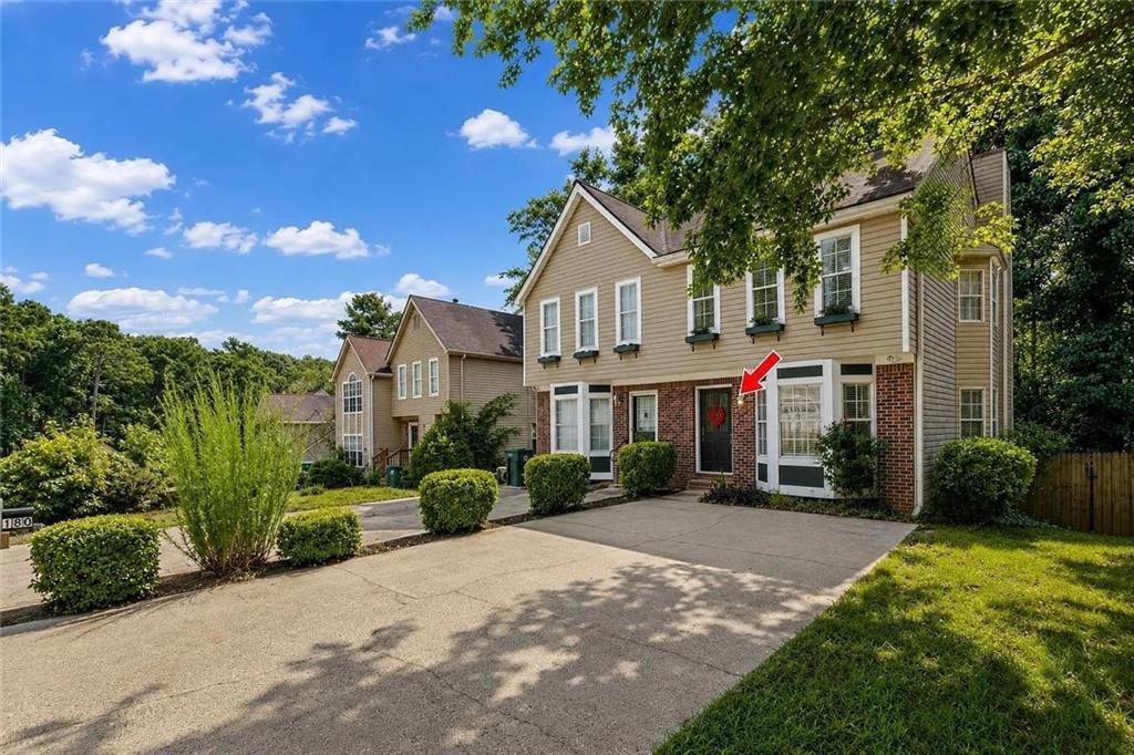 5180 Laurel Bridge Ct., Smyrna, GA 30082
