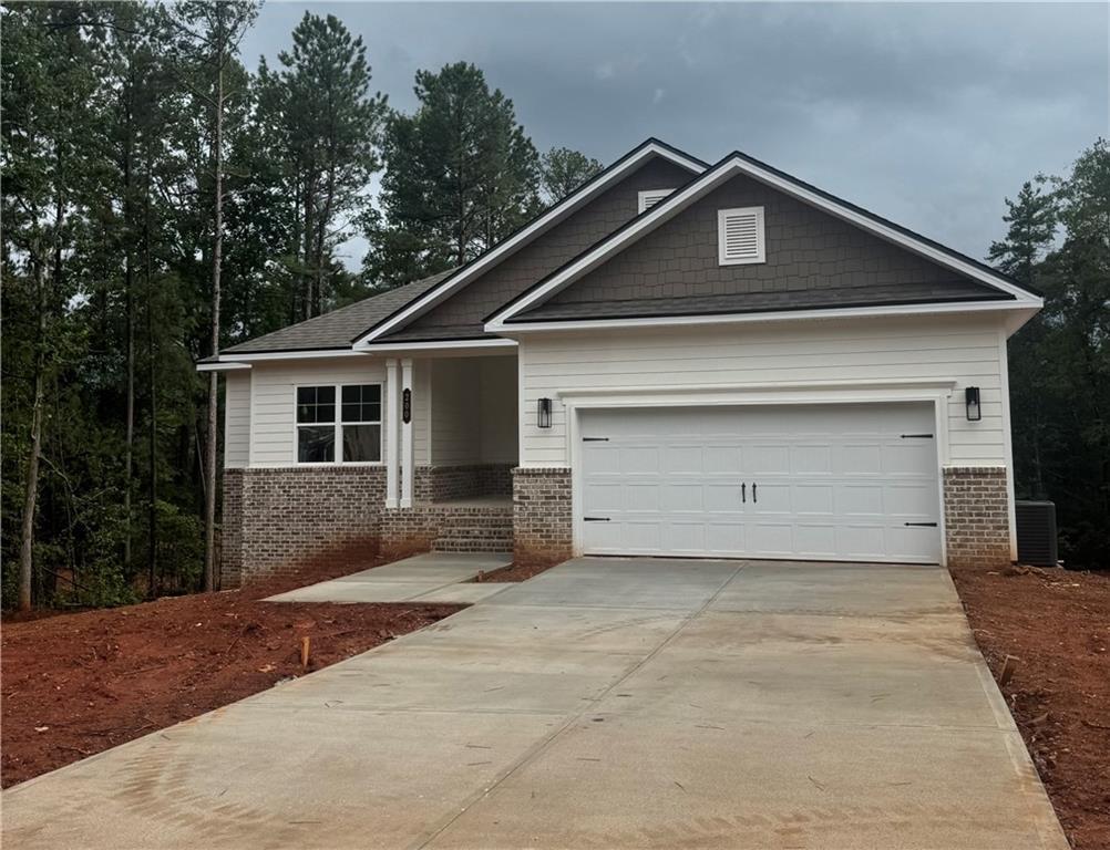 200 Blackberry Ct., Pendergrass, GA 30567