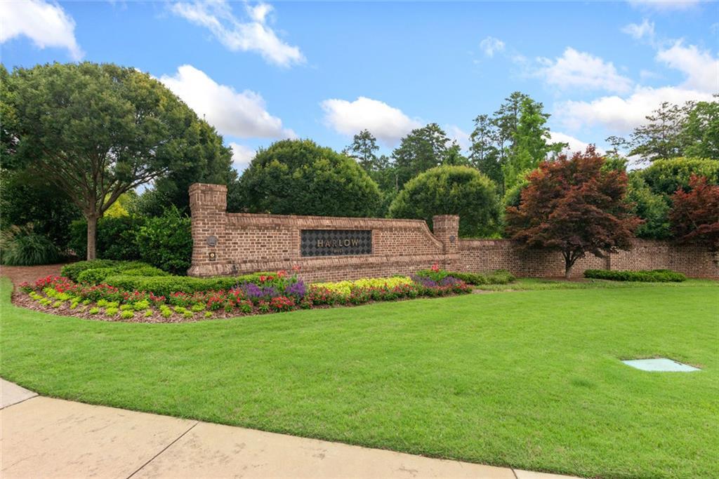 1002 Milhaven Dr., Roswell, GA 30076
