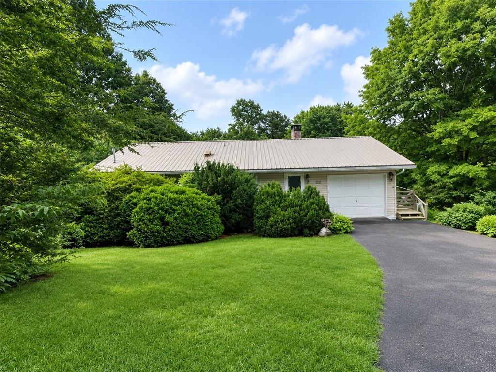 2325 Ridgecrest Cir., Hiawassee, GA 30546