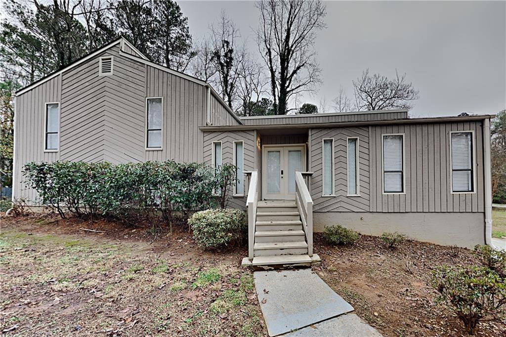2929 Manitoba Ln., Marietta, GA 30062